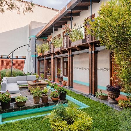 Yox Hotel Boutique Сан-Кристобаль-де-Ла-Касас Экстерьер фото Casa de la Cultura