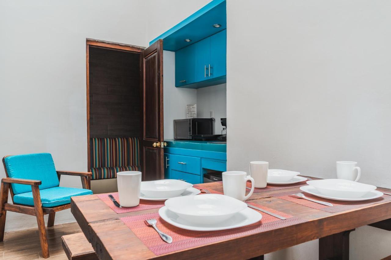 Yox Hotel Boutique Сан-Кристобаль-де-Ла-Касас Экстерьер фото A kitchen in a hotel