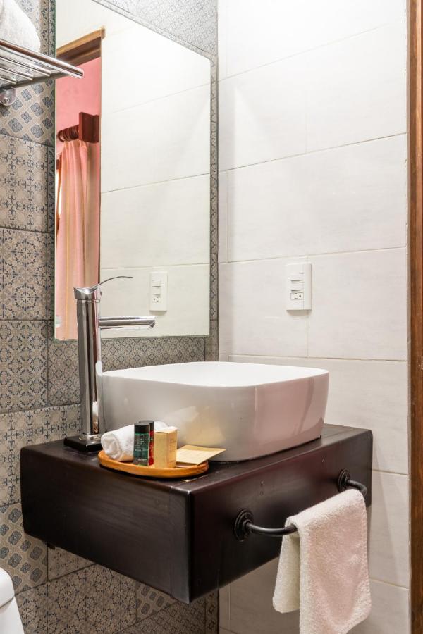 Yox Hotel Boutique Сан-Кристобаль-де-Ла-Касас Экстерьер фото Bathroom